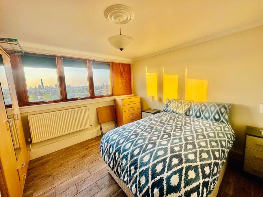 3 Bed Sky Apartment Se15 Peckham Londres Extérieur photo